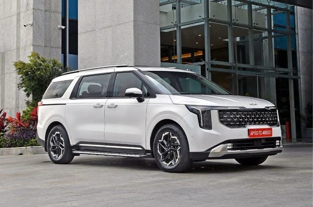 Kia Carens Clavis, Syros, Seltos get benefits of up to Rs 1.55 lakh in May